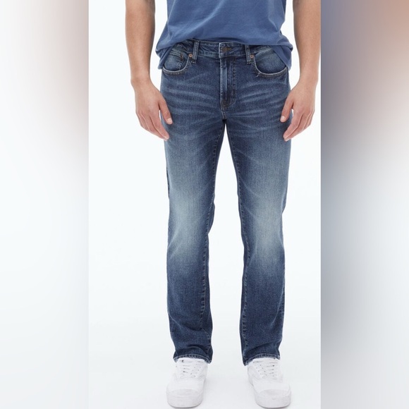 Aeropostale Other - Aeropostale Blue Straight Jeans Vintage Wash